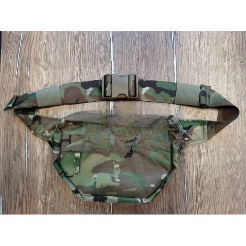 Сумка поясная NUCLEAR DVSN Fanny pack