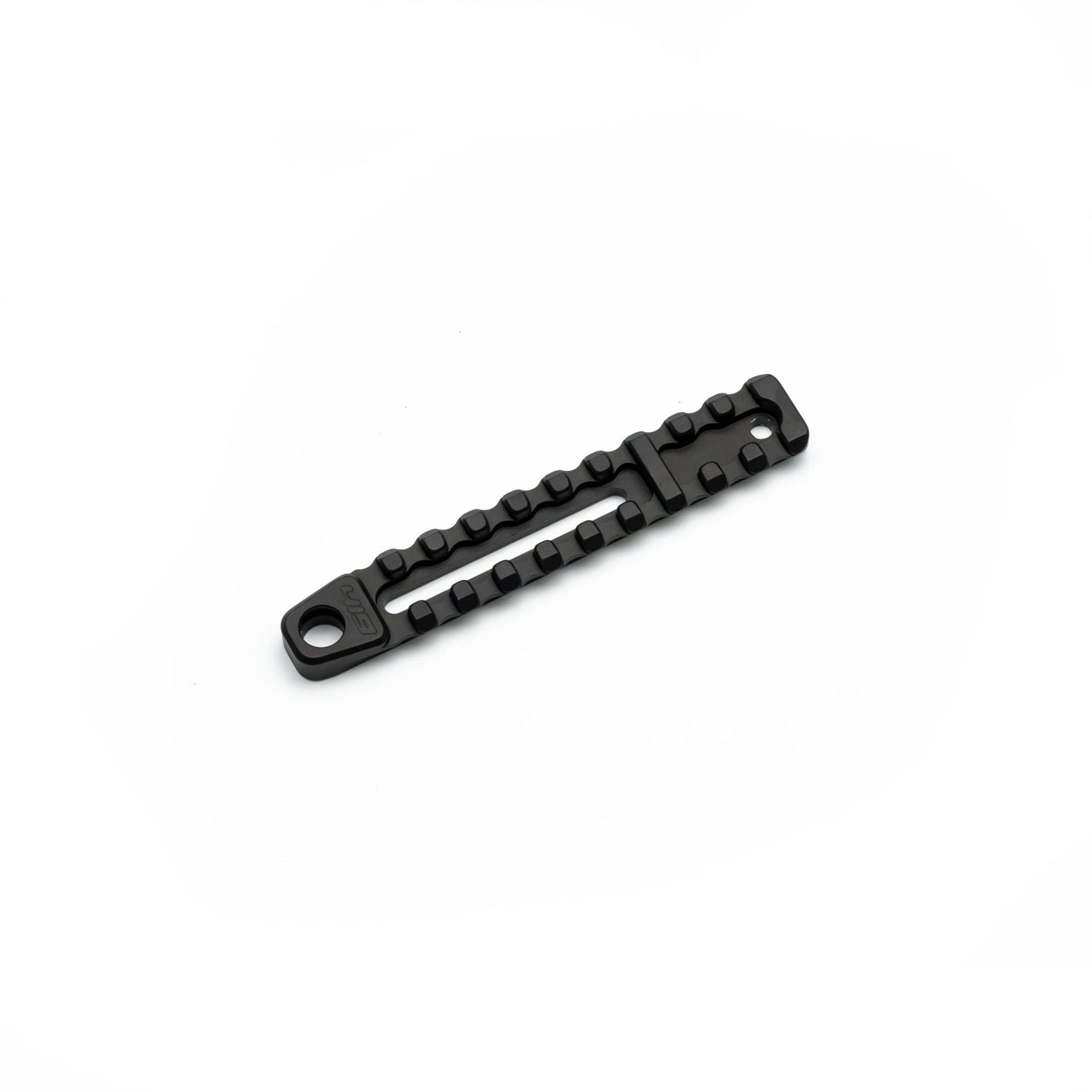 Планка Picatinny на M-LOK 10 slots с QD гнездом под антабку, Improved Bipod Picatinny Rail AREA 419
